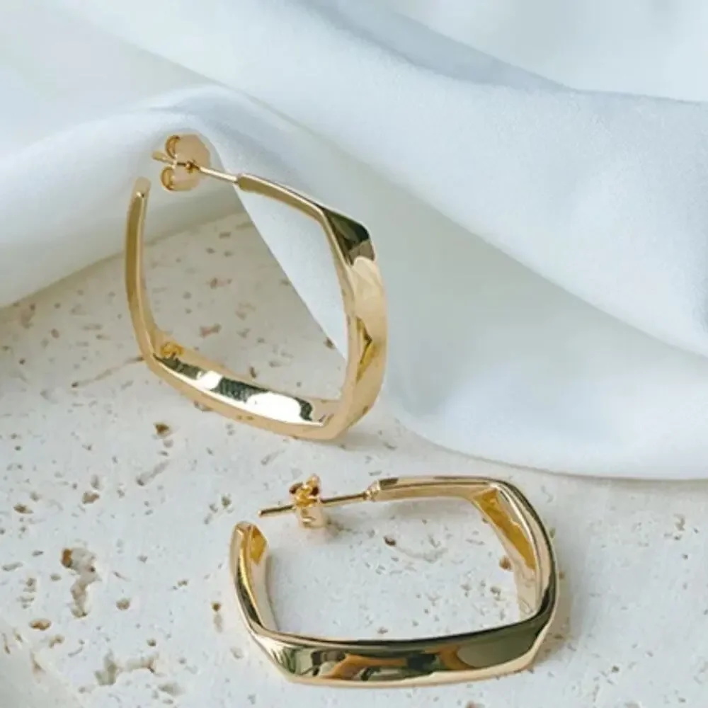 NEW 18K yellow gold plated square classic hoop earrings jewelry B22A - Picture 5 of 8